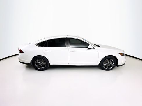 Certified 2023 Honda Accord EX image 2