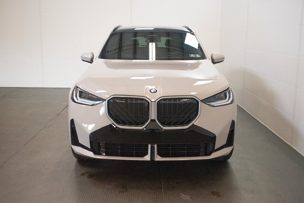 New 2026 BMW X3 xDrive30i w/ Premium Package AWD/4WD image 2