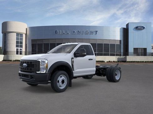 New 2026 Ford F450 XL image 2