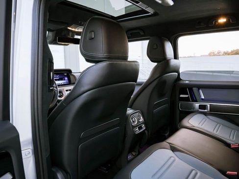 Used 2025 Mercedes-Benz G 550 w/ Manufactur Interior Package image 34