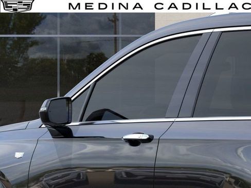 New 2025 Cadillac XT6 Premium Luxury image 13