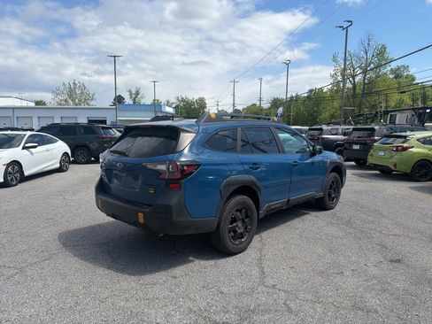 Used 2022 Subaru Outback Wilderness AWD/4WD image 5
