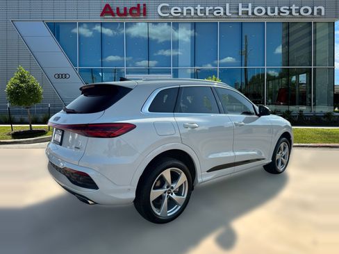 New 2025 Audi Q5 Premium Plus w/ Premium Plus image 9
