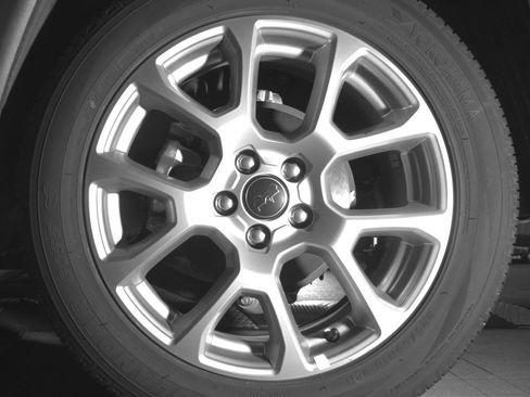 Used 2025 Jeep Compass Limited image 14