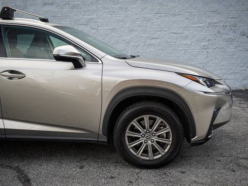 Used 2018 Lexus NX 300h 300h image 17