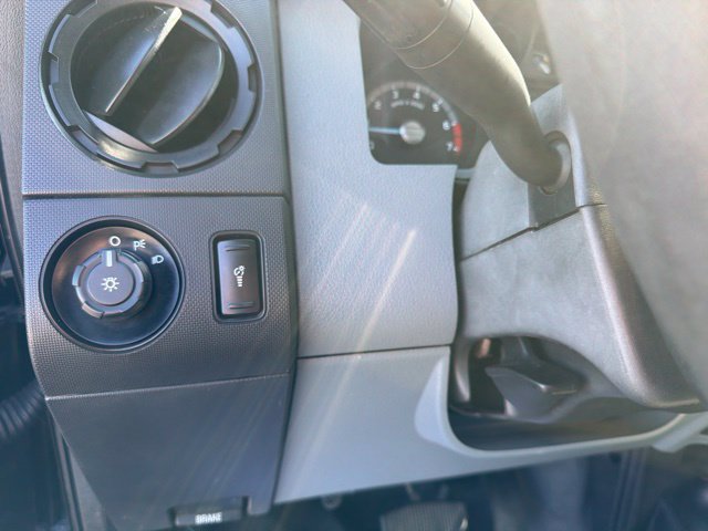 Used 2016 Ford F250 XL w/ XL Appearance Package AWD/4WD image 18