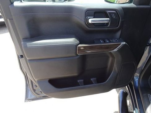 Used 2021 Chevrolet Silverado 1500 LT Trail Boss w/ Bed Protection Package AWD/4WD image 9