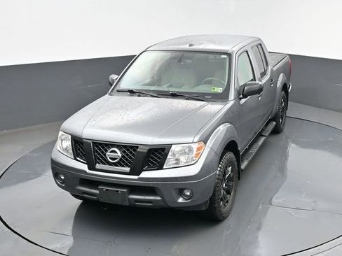 Used 2018 Nissan Frontier SV w/ Value Truck Package AWD/4WD image 19