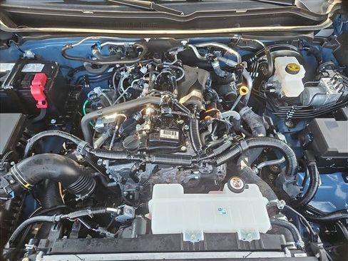Certified 2026 Toyota Tacoma SR5 AWD/4WD image 28