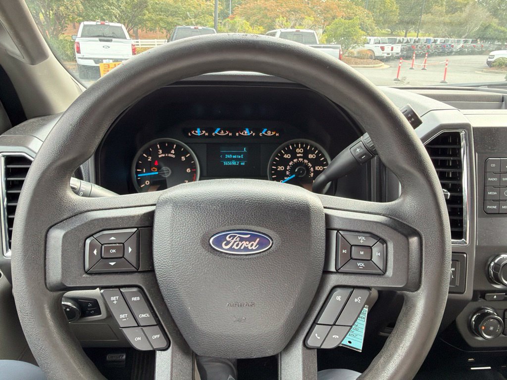 Used 2017 Ford F150 XLT AWD/4WD image 7