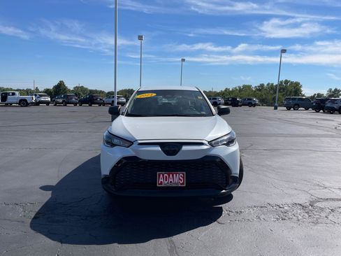 Certified 2024 Toyota Corolla Cross Hybrid Nightshade Edition image 2