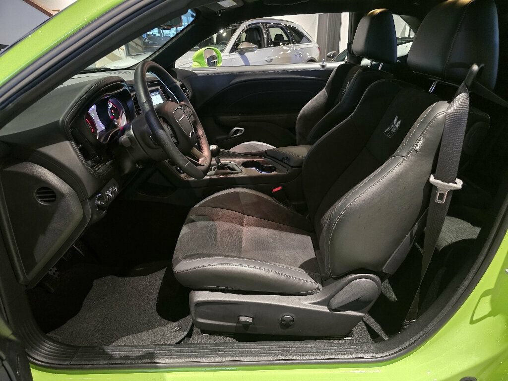 Used 2023 Dodge Challenger R/T Scat Pack RWD image 17