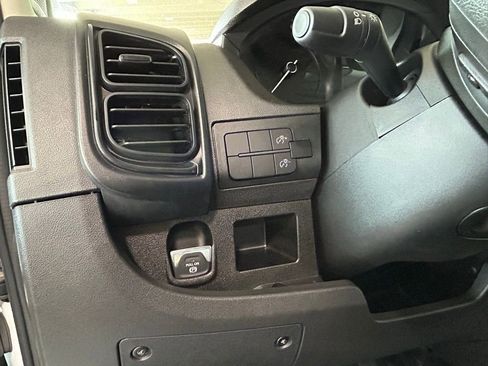 Used 2023 RAM ProMaster 2500 image 22