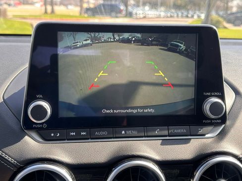 Used 2025 Nissan Sentra SV image 32