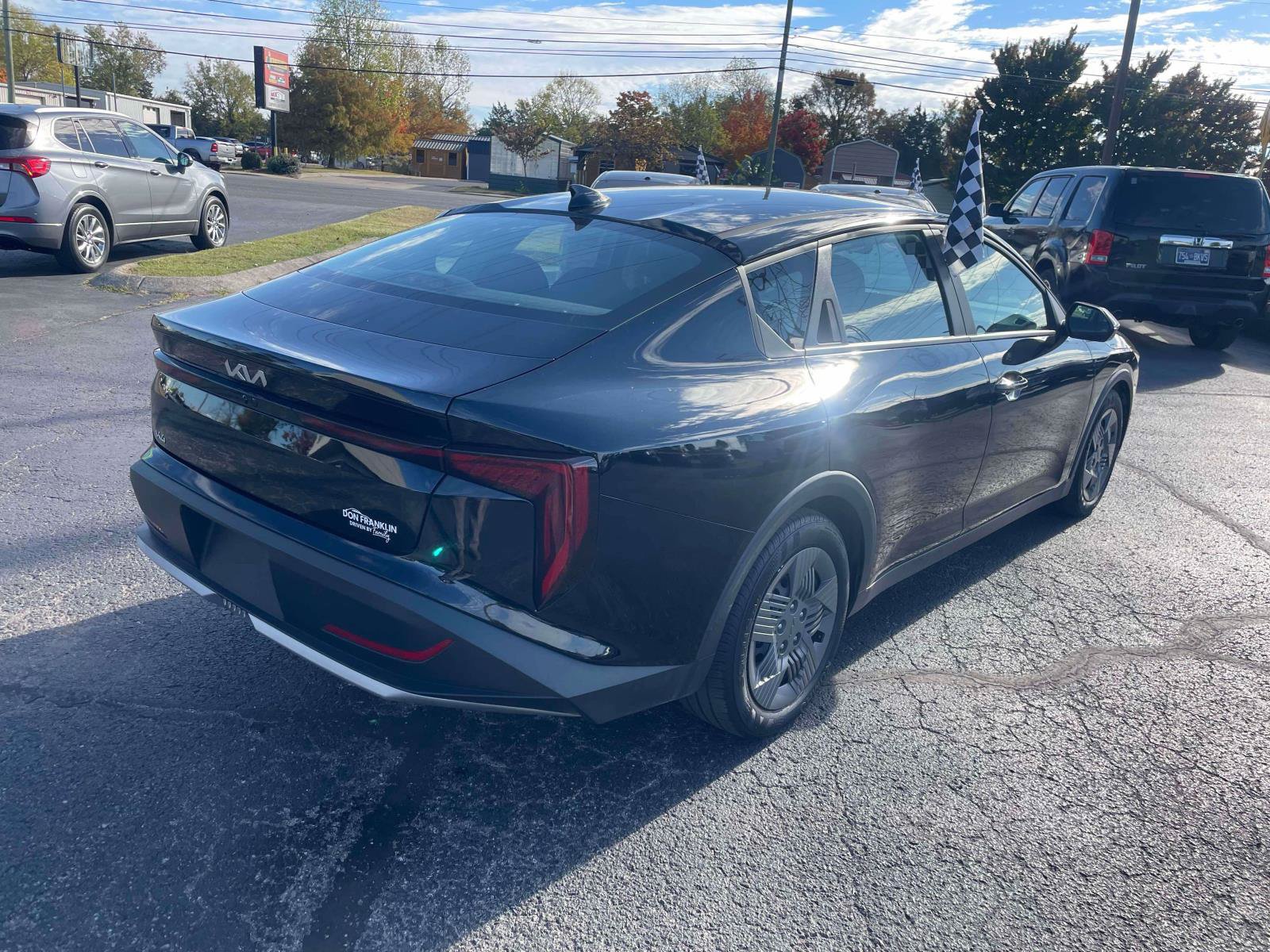 Used 2025 Kia K4 FWD image 8