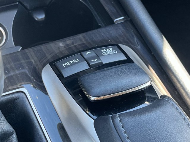Used 2014 Lexus LS 460 w/ Comfort Package RWD image 43