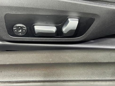 Used 2024 BMW M240i xDrive Coupe image 27