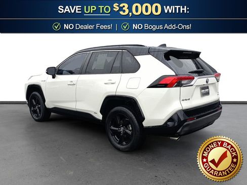 Used 2021 Toyota RAV4 XSE w/ XSE Grade Weather Package image 4