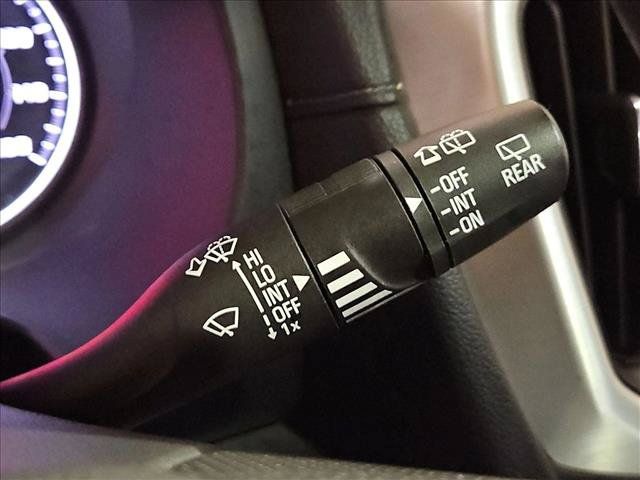 Used 2024 GMC Terrain SLE FWD image 26