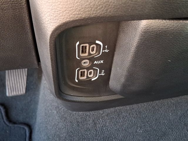 Used 2022 RAM 1500 Big Horn AWD/4WD image 27