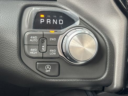 New 2026 RAM 1500 Laramie AWD/4WD image 20