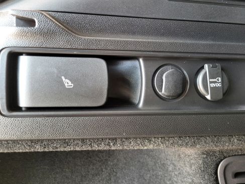 New 2025 Alfa Romeo Stelvio Sprint AWD/4WD image 12