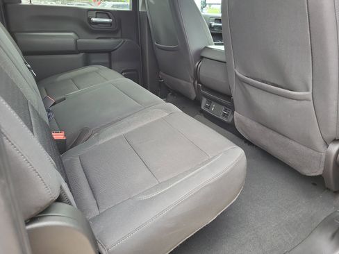 Used 2024 Chevrolet Silverado 2500 Custom w/ Custom Value Package image 11