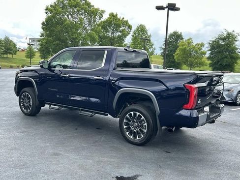 Used 2025 Toyota Tundra Limited AWD/4WD image 6