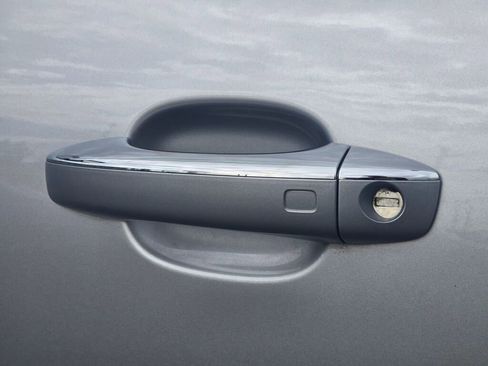 Used 2016 Audi Q5 2.0T Premium Plus w/ Technology Package image 11