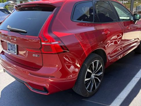 Certified 2024 Volvo XC60 B5 Plus w/ Climate Package AWD/4WD image 7