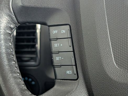 Used 2010 Ford Escape Limited image 20