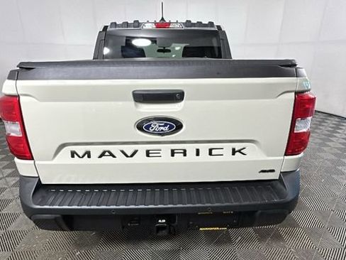 Used 2025 Ford Maverick XL w/ Equipment Group 102A AWD/4WD image 4