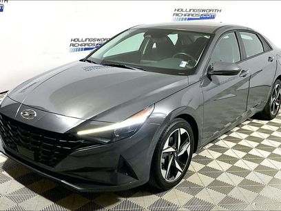 Used 2023 Hyundai Elantra SEL w/ Convenience Package