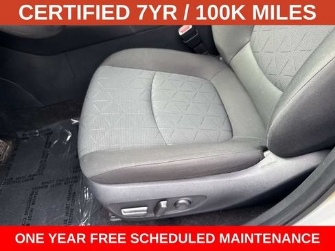 Used 2024 Toyota RAV4 XLE w/ Convenience Package FWD image 15