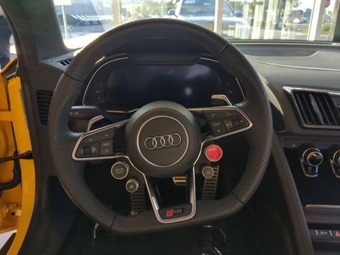 Certified 2023 Audi R8 V10 performance image 14