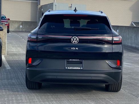 Certified 2023 Volkswagen ID.4 Pro image 4