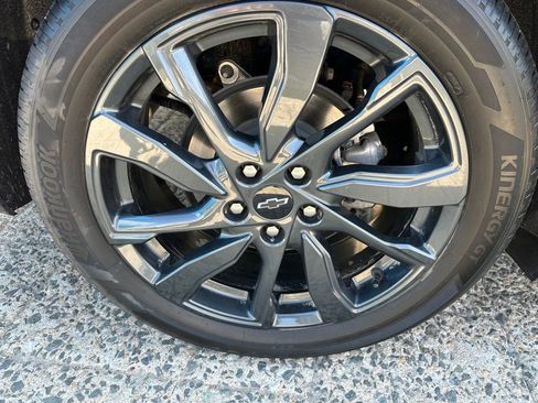 Used 2023 Chevrolet Equinox RS w/ RS Leather Package image 20