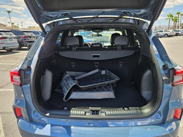 Used 2023 Ford Escape ST-Line w/ Tech Pack #1 FWD image 6