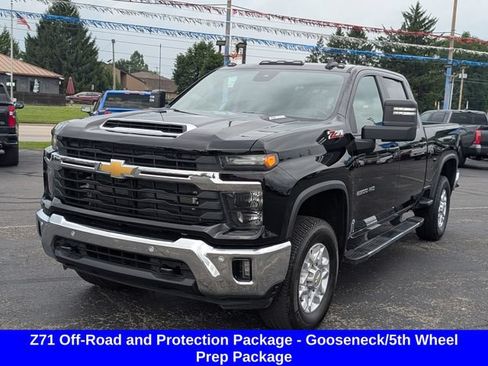 Used 2025 Chevrolet Silverado 2500 LT w/ All Star Edition AWD/4WD image 4