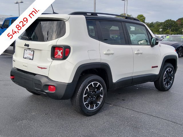 Used 2023 Jeep Renegade Trailhawk AWD/4WD image 3