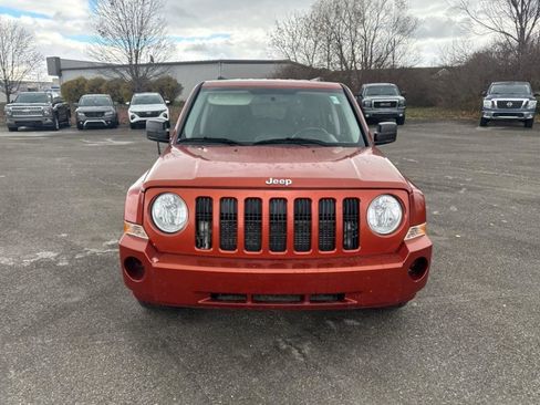 Used 2010 Jeep Patriot Sport image 2
