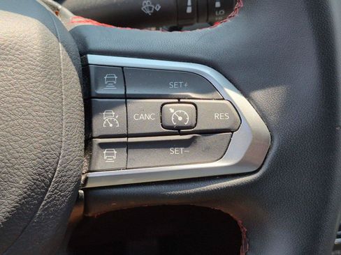 Used 2024 Jeep Compass Trailhawk AWD/4WD image 21