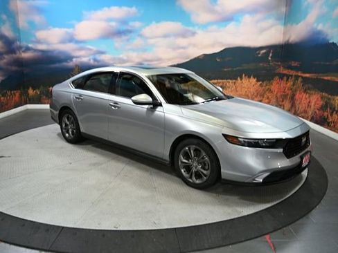 Used 2024 Honda Accord EX image 1