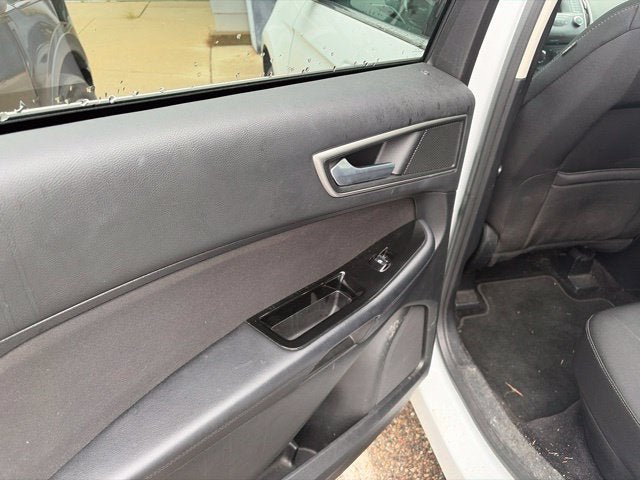Used 2016 Ford Edge SEL AWD/4WD image 17