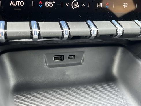 New 2026 GMC Terrain Elevation image 30