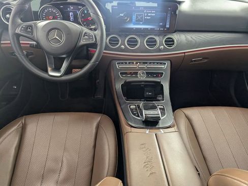 Used 2018 Mercedes-Benz E 300 image 26