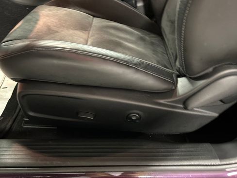 Used 2021 Dodge Challenger GT w/ Plus Package image 13