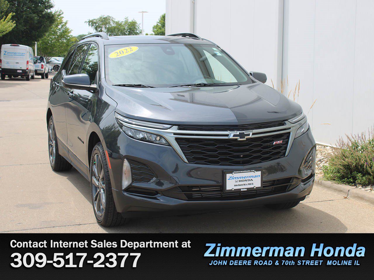 Used 2022 Chevrolet Equinox RS w/ RS Leather Package AWD/4WD image 3