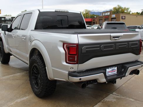 Used 2019 Ford F150 Raptor w/ Equipment Group 802A Luxury image 28