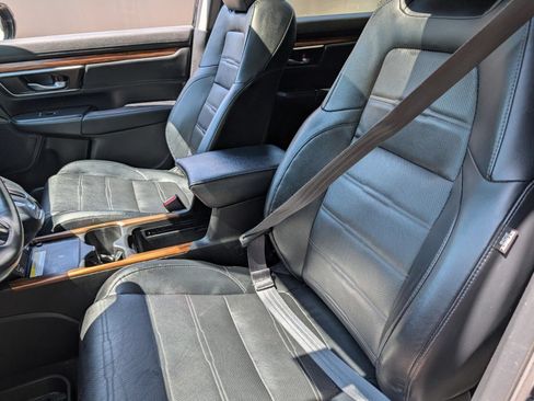 Used 2022 Honda CR-V Touring image 18